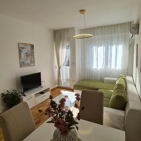 Zoya Apartment Podgorica Exterior photo
